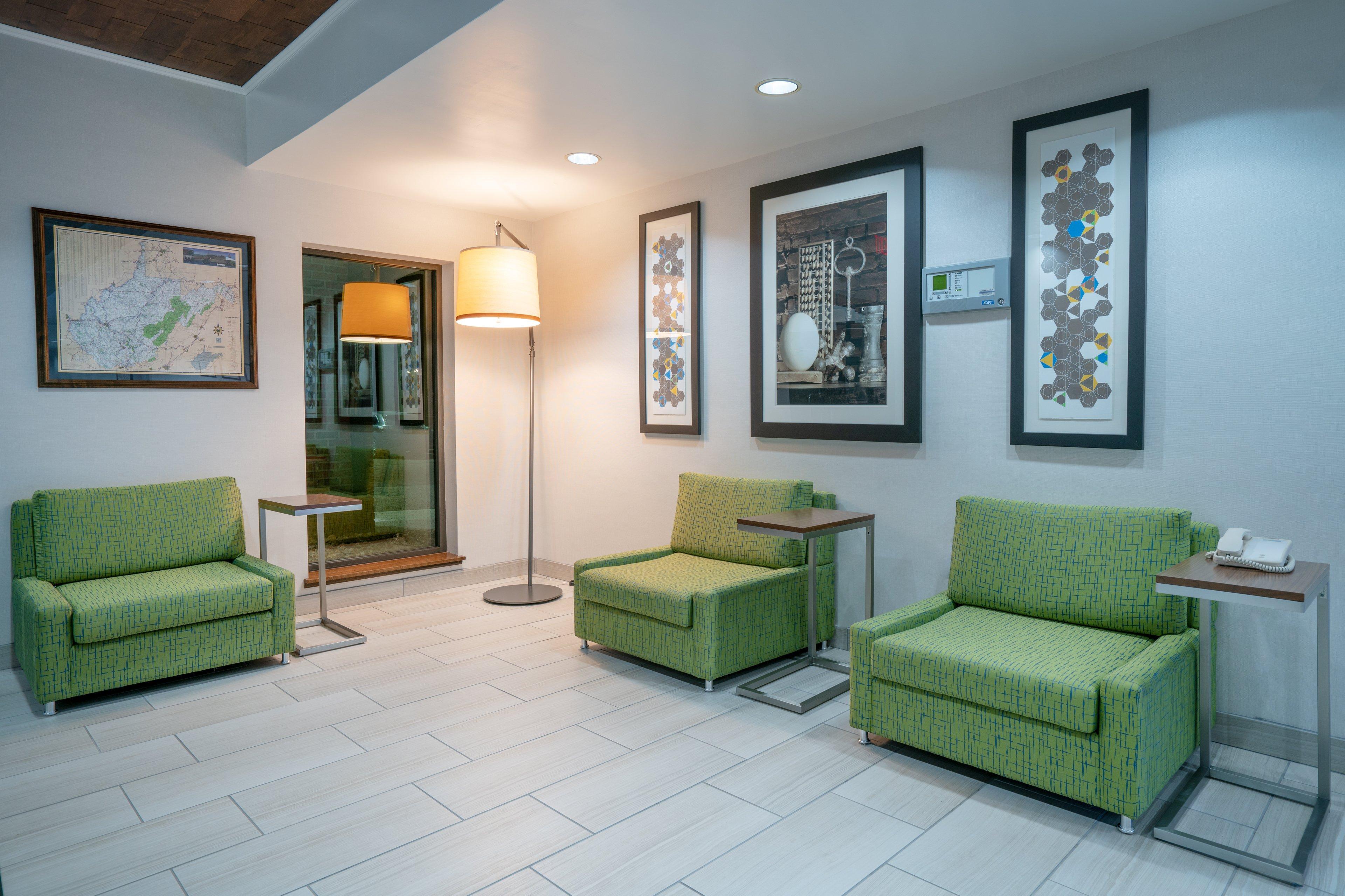 Holiday Inn Express Hotel & Suites Elkins By Ihg Екстериор снимка
