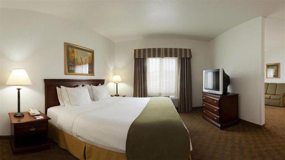 Holiday Inn Express Hotel & Suites Elkins By Ihg Екстериор снимка